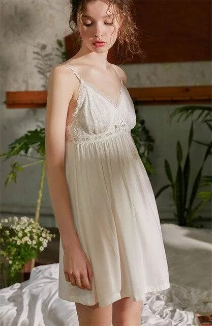 2019 Vintage Sleepwear Sexy Spaghetti Strap Open Back Women Home Wear Night Dress White Cotton Nightgown Ladies Nightwear T524