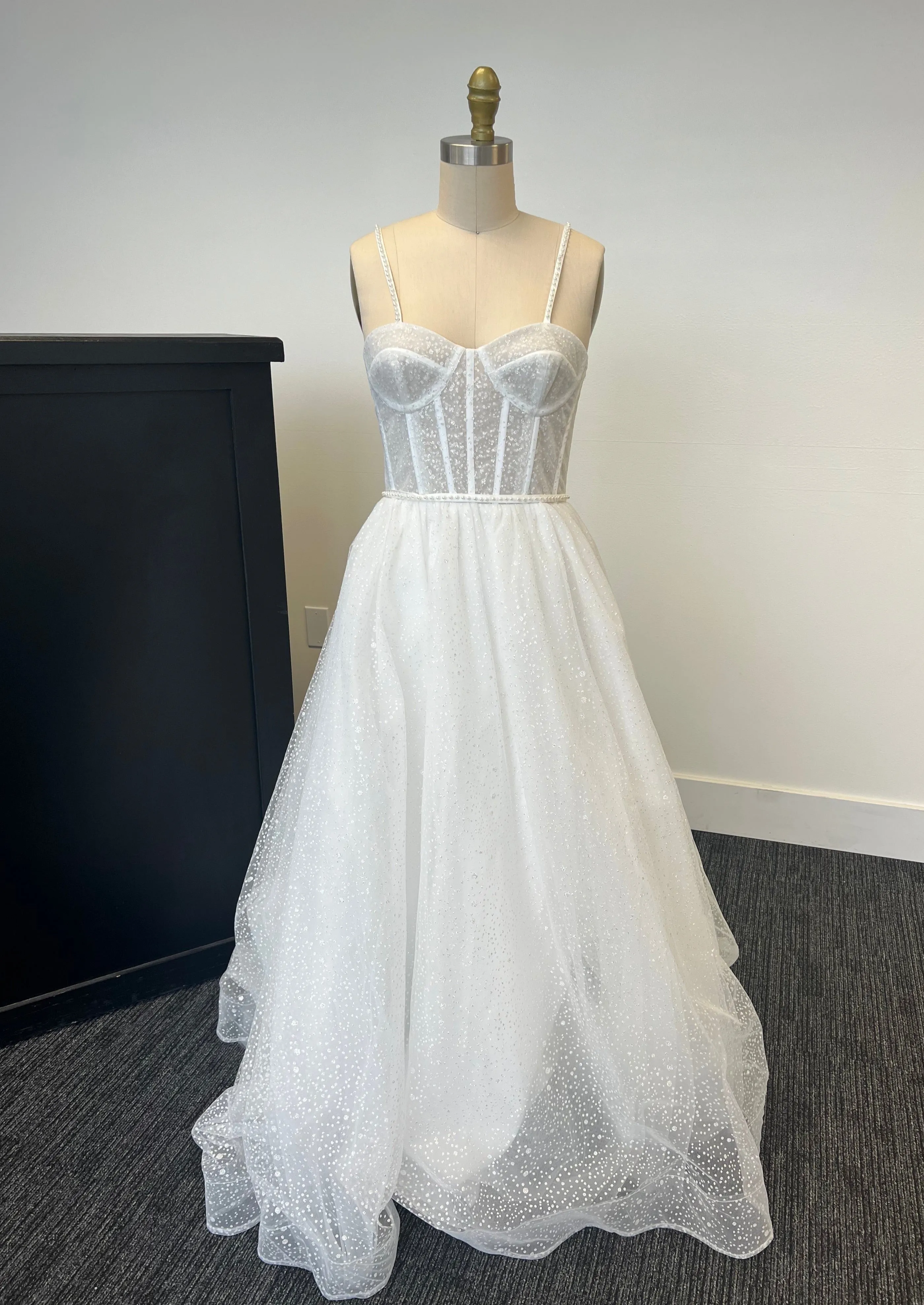 B / L'amour and Lace Size 8