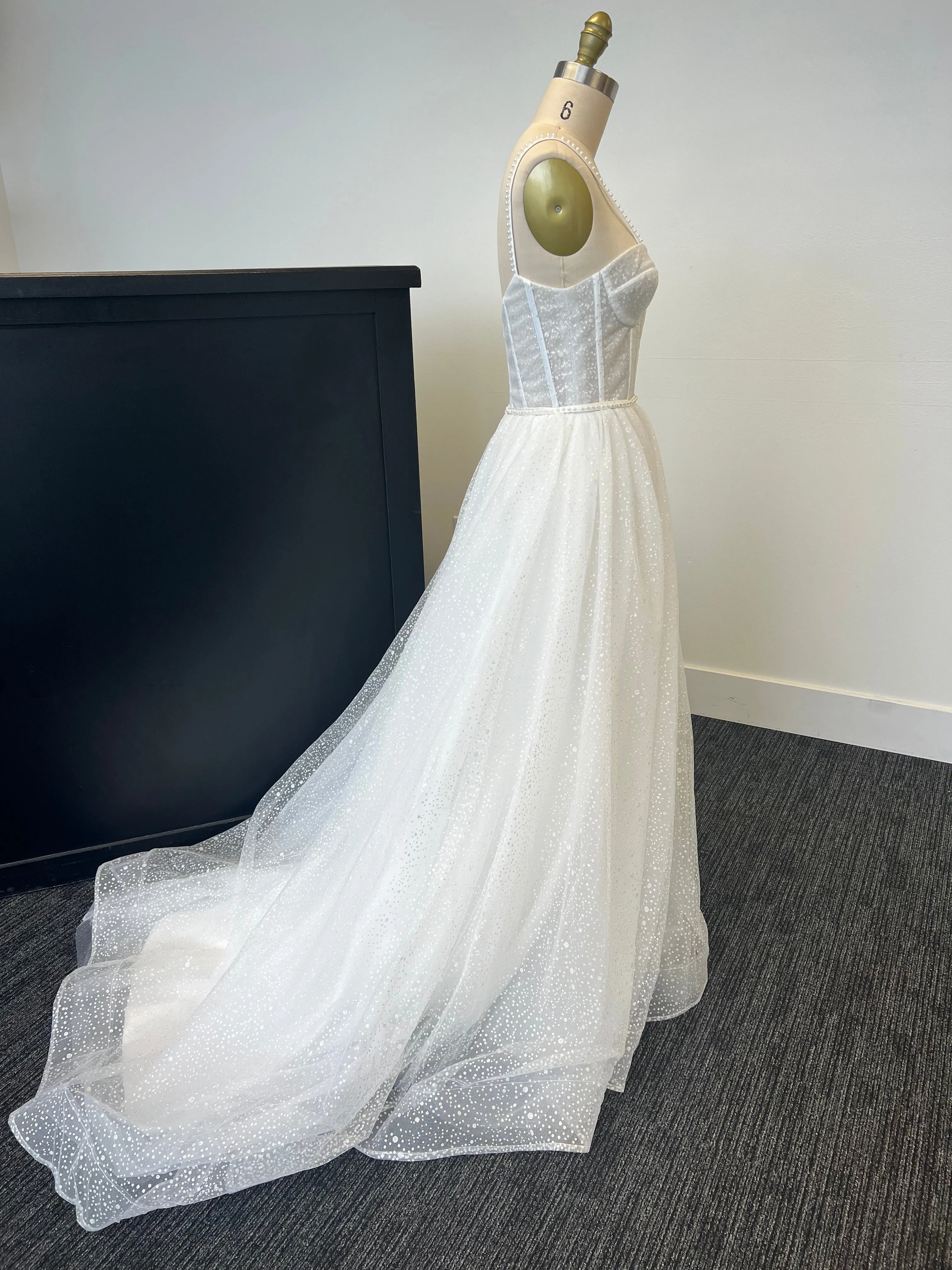 B / L'amour and Lace Size 8