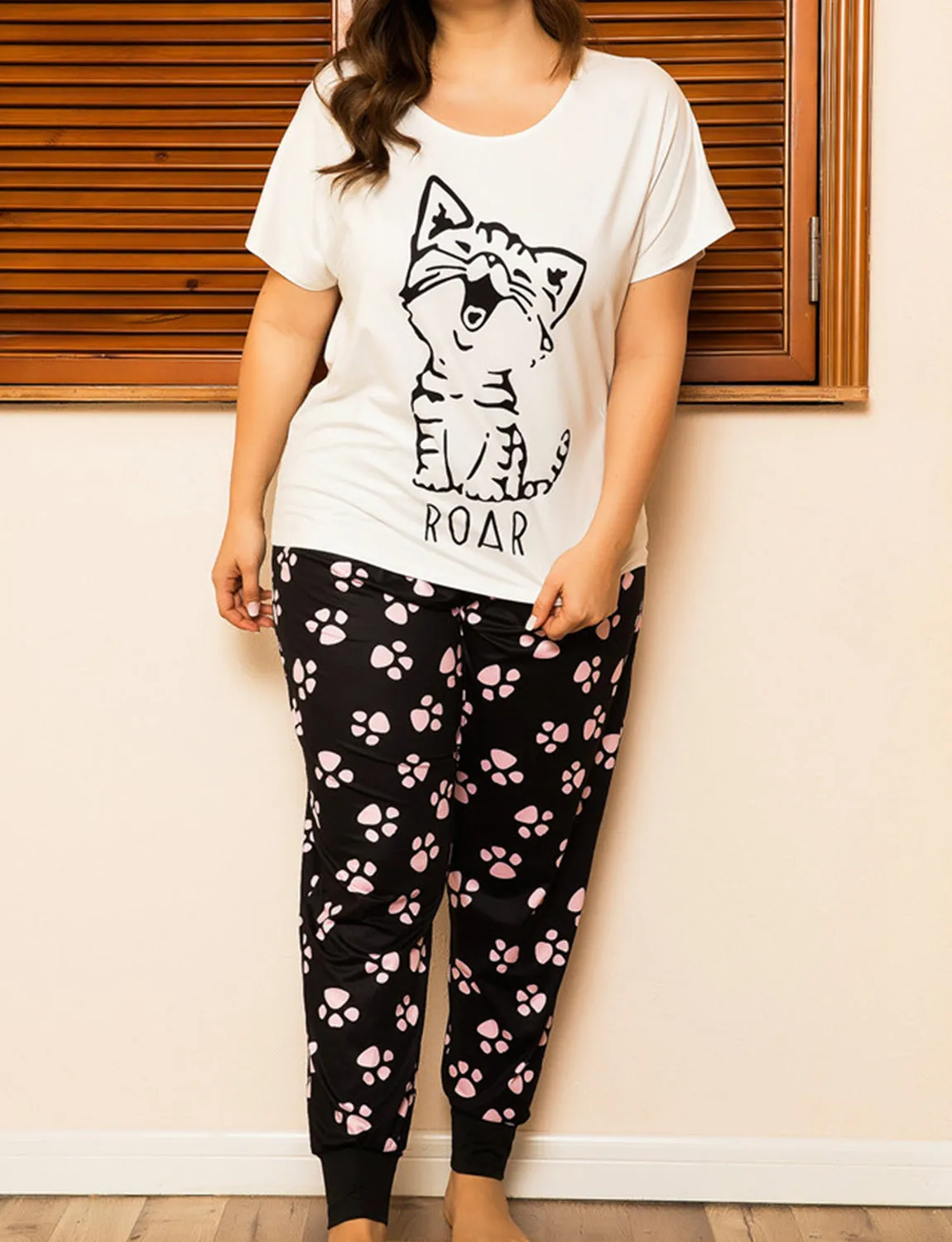 Cute Cat Print Plus Size Cotton Pajamas Set