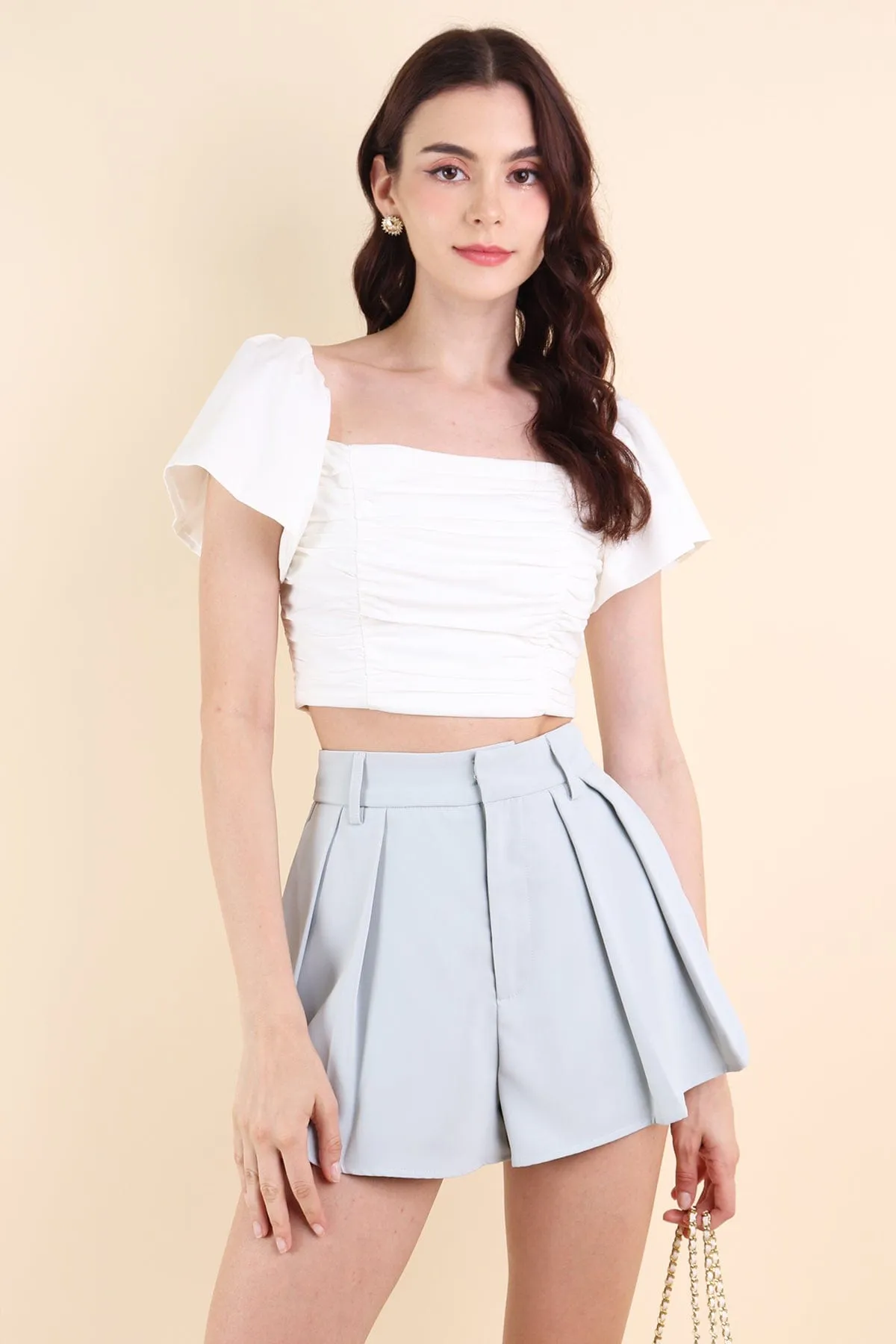 LUCERNE PLEATED SHORTS IN MINT SKY