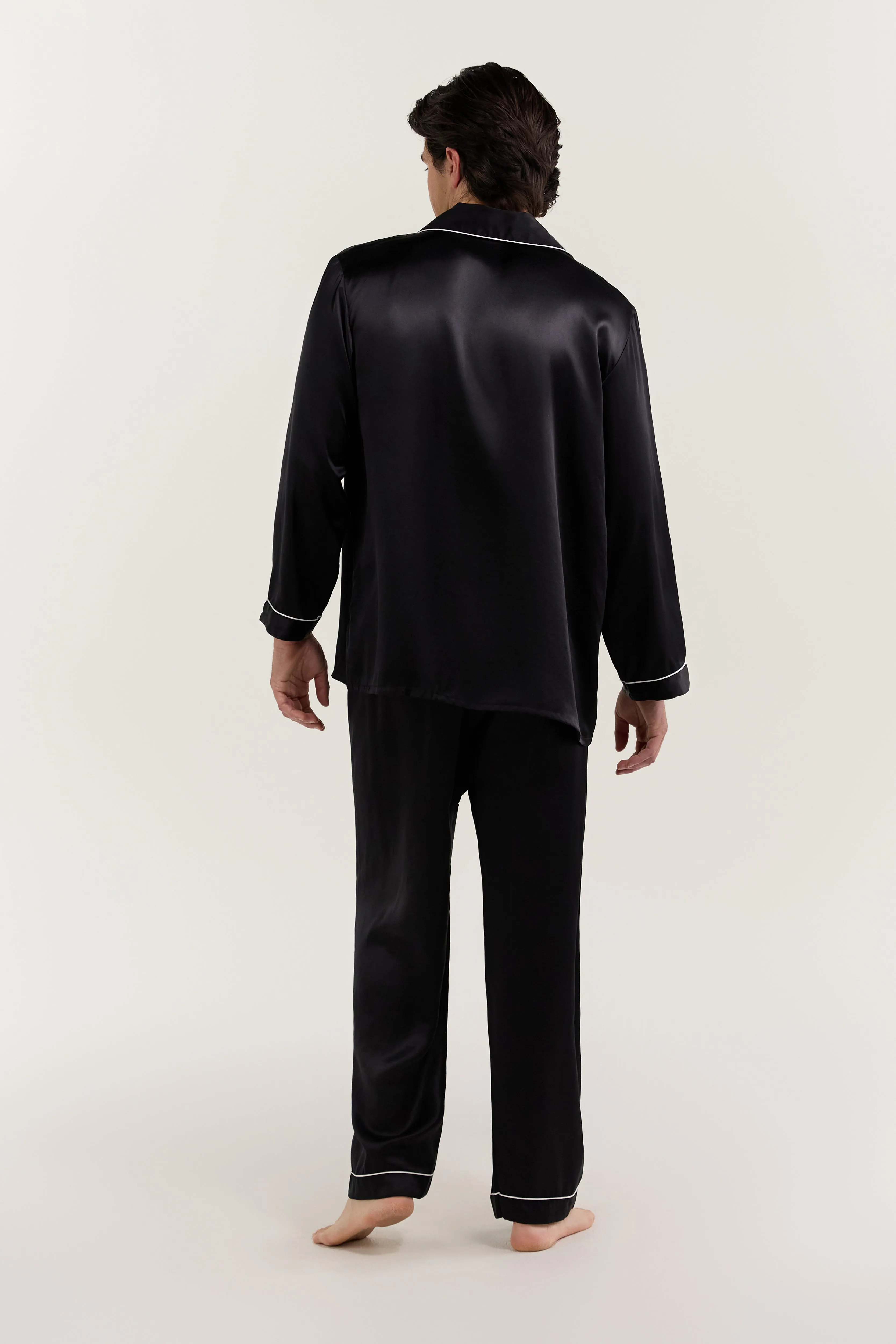 Men’s Long-Sleeve Silk Pajamas Set In Black