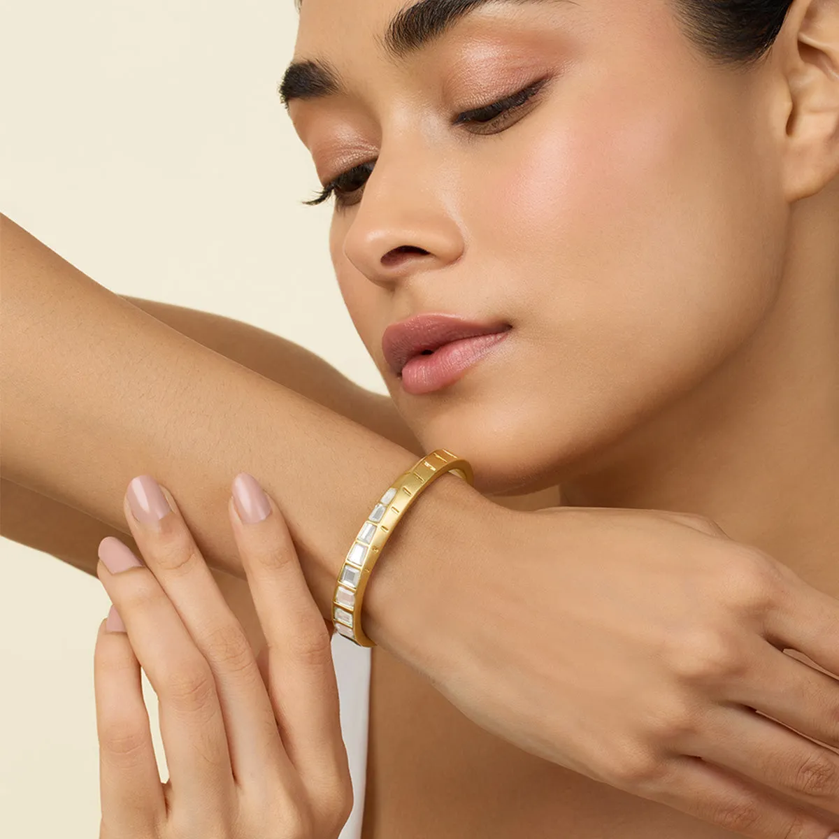 Sleek Festive Mirror Cuff